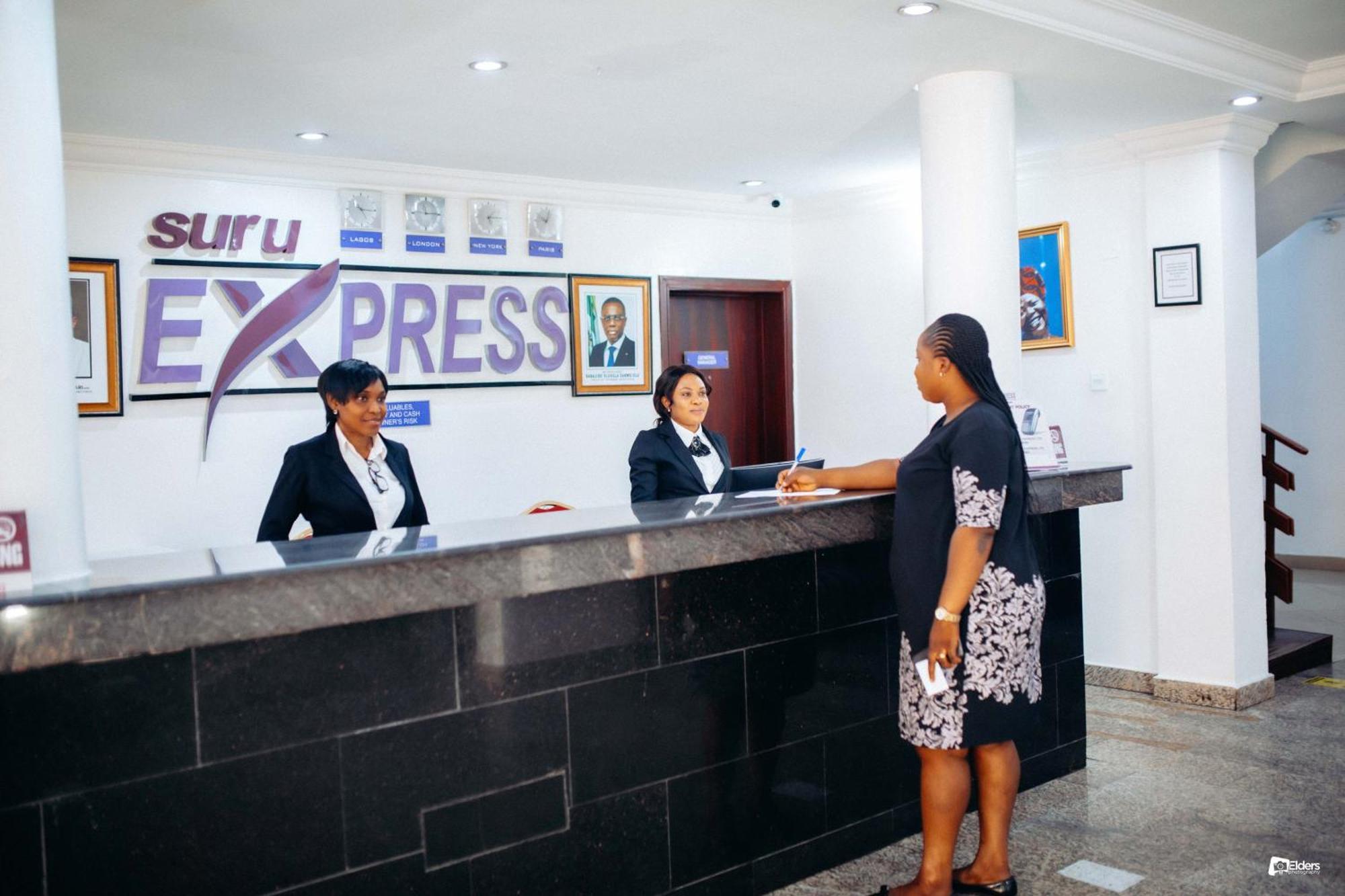 Suru Express Hotel Gra Lagos Buitenkant foto