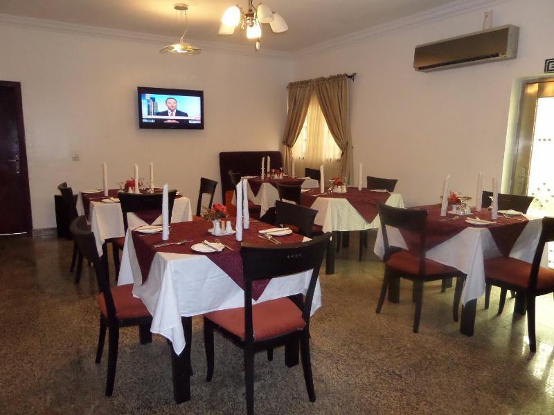 Suru Express Hotel Gra Lagos Buitenkant foto