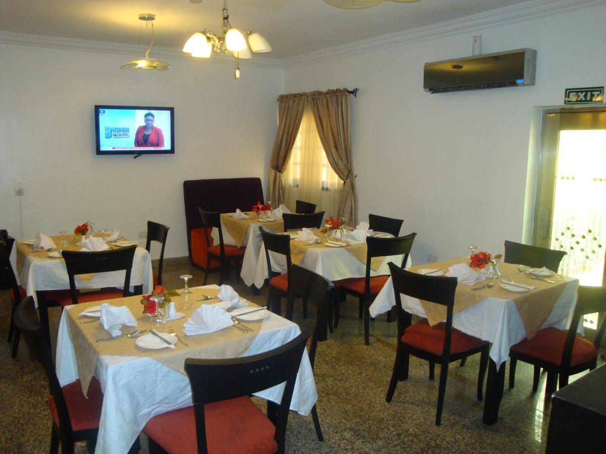 Suru Express Hotel Gra Lagos Buitenkant foto